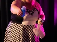 Überraschungs-Strip Show